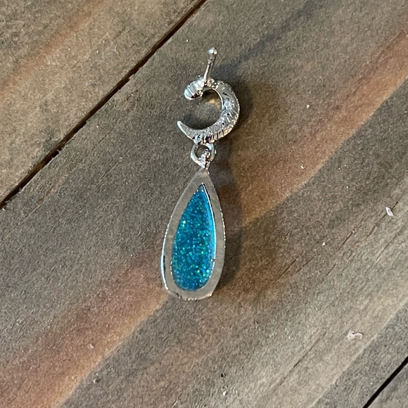 Jewelry Twist Shape Ocean Blue Fire Opal Drop Earrings - Picture 6 of 8